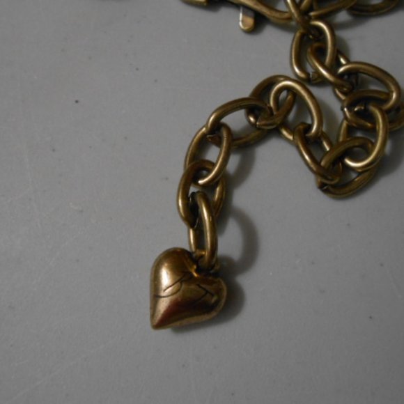 Betsey Johnson Brass Toned Rose Floral Sparkly Stone Metal Chain Link Belt - Picture 11 of 16